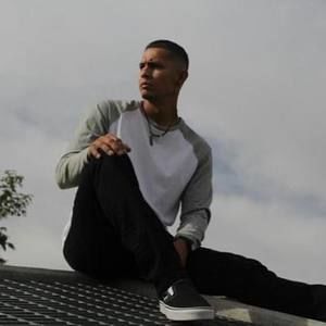 Meet your Posher, Raphael